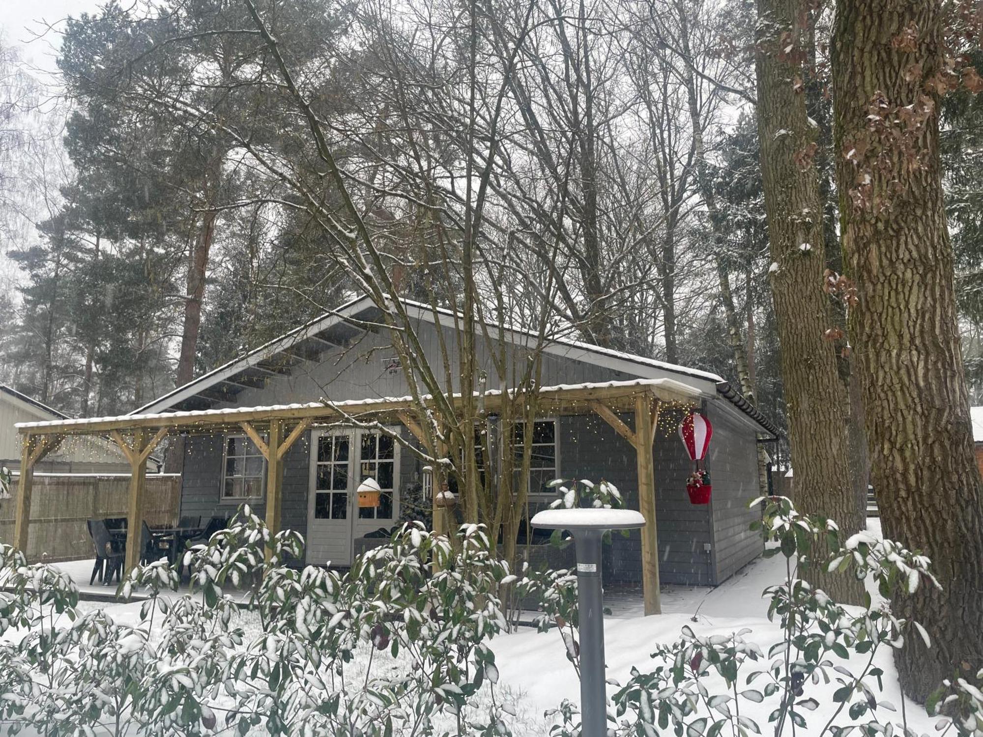 Chalet Sint-Hubertus Du Bois Zutendaal Exteriér fotografie